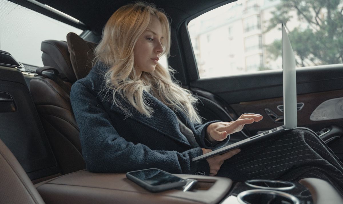 Frequently Asked Questions & Answers about Our VIP Chauffeur Services in London