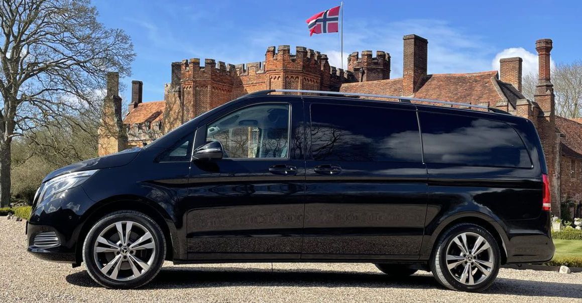 Hire Mercedes V Class and a Chauffeur in London